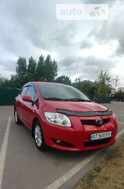 Хэтчбек Toyota Auris 2007 в Ивано-Франковске