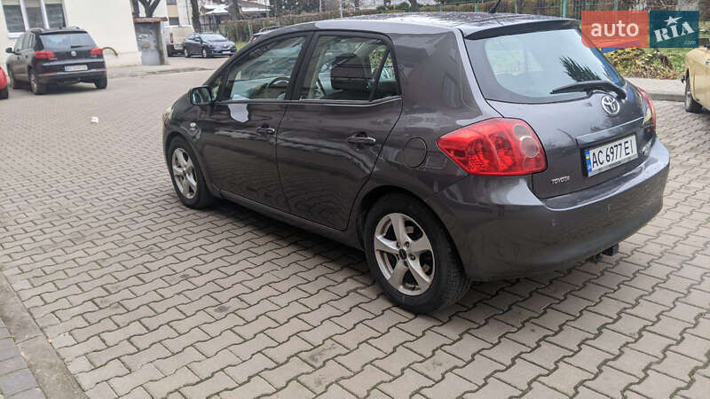 Хетчбек Toyota Auris 2007 в Луцьку
