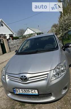 Хетчбек Toyota Auris 2011 в Одесі