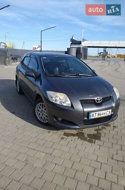 Хэтчбек Toyota Auris 2008 в Ивано-Франковске