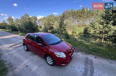 Хетчбек Toyota Auris 2007 в Вараші