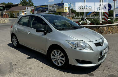 Хэтчбек Toyota Auris 2007 в Тростянце