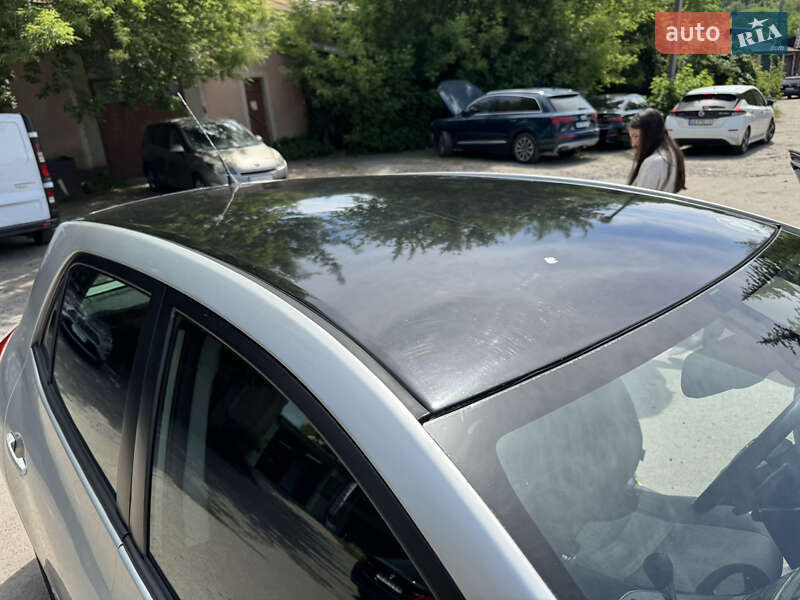 Хэтчбек Toyota Auris 2007 в Тростянце