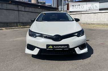 Хетчбек Toyota Auris 2015 в Києві