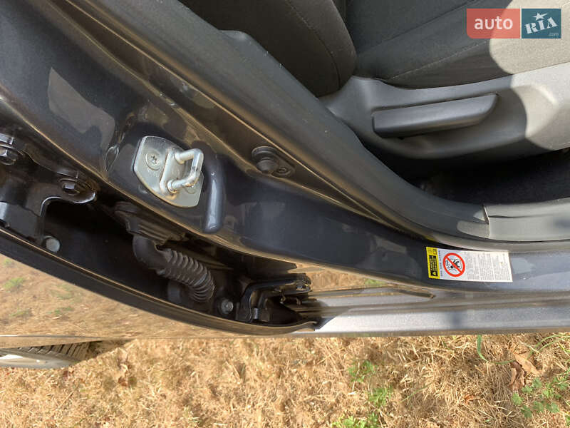 Хетчбек Toyota Auris 2007 в Києві фото 9 Хетчбек Toyota Auris 2007 в Києві