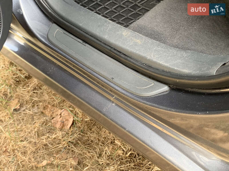 Хетчбек Toyota Auris 2007 в Києві фото 16 Хетчбек Toyota Auris 2007 в Києві