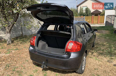 Хэтчбек Toyota Auris 2007 в 