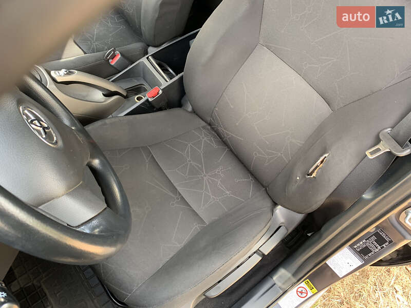 Хетчбек Toyota Auris 2007 в Києві фото 34 Хетчбек Toyota Auris 2007 в Києві