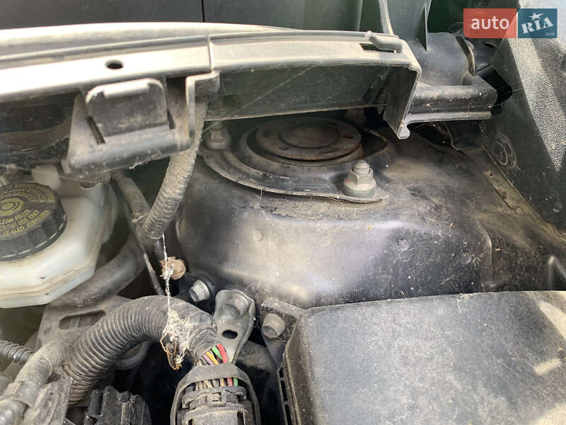 Хетчбек Toyota Auris 2007 в Києві фото 39 Хетчбек Toyota Auris 2007 в Києві