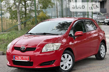 Хэтчбек Toyota Auris 2008 в Львове