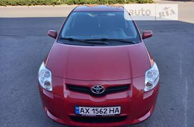 Хэтчбек Toyota Auris 2008 в Кривом Роге