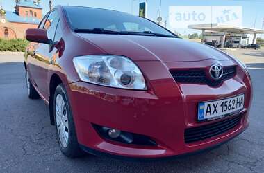 Хэтчбек Toyota Auris 2008 в Кривом Роге