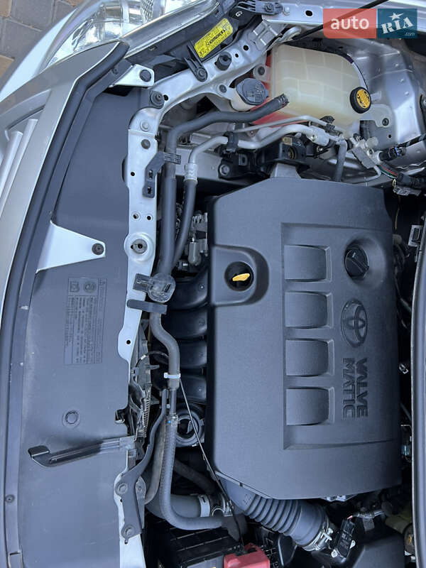 Хетчбек Toyota Auris 2011 в Одесі