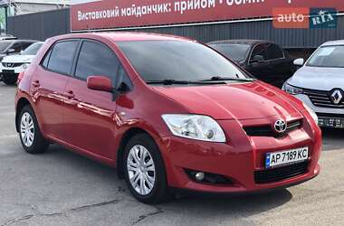 Хэтчбек Toyota Auris 2008 в Запорожье