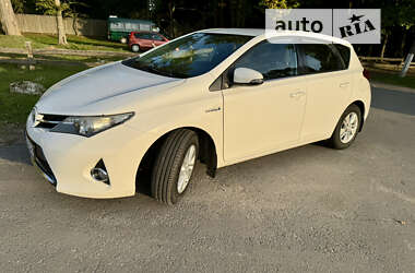 Хетчбек Toyota Auris 2014 в Львові