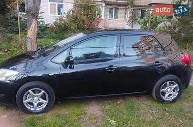 Хетчбек Toyota Auris 2007 в Чернівцях