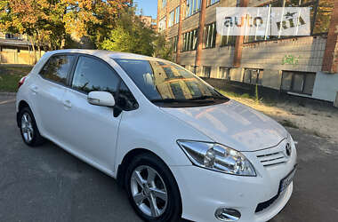 Хетчбек Toyota Auris 2012 в Києві