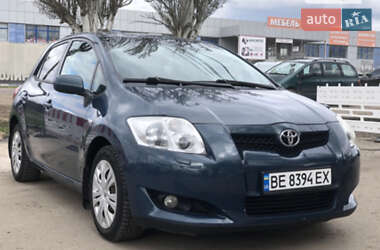 Хэтчбек Toyota Auris 2008 в Николаеве