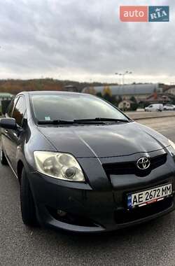 Хетчбек Toyota Auris 2007 в Дніпрі