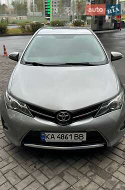 Хетчбек Toyota Auris 2013 в Полтаві