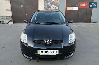 Хэтчбек Toyota Auris 2008 в Калуше