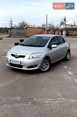 Хэтчбек Toyota Auris 2007 в Чернигове