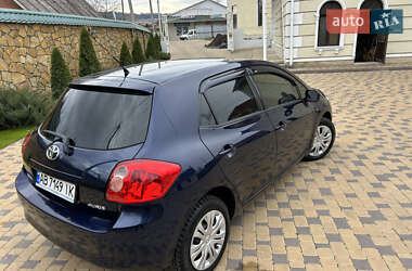 Хэтчбек Toyota Auris 2008 в Могилев-Подольске