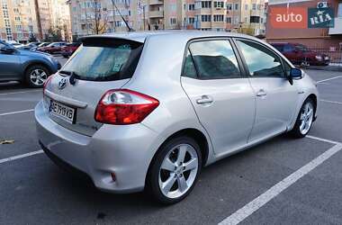 Хэтчбек Toyota Auris 2011 в Киеве