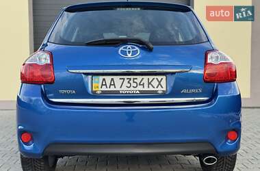 Хетчбек Toyota Auris 2011 в Стрию