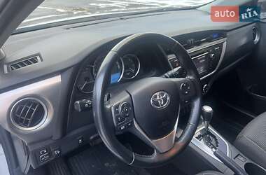 Хэтчбек Toyota Auris 2014 в Киеве