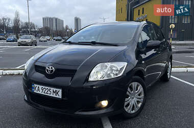 Хетчбек Toyota Auris 2008 в Києві