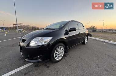 Хэтчбек Toyota Auris 2008 в Киеве