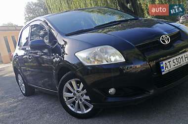 Хетчбек Toyota Auris 2008 в Івано-Франківську