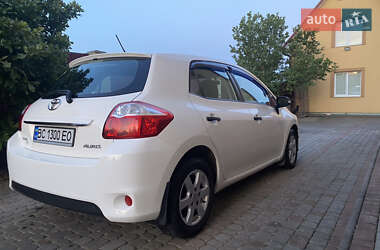 Хетчбек Toyota Auris 2012 в Бориславі