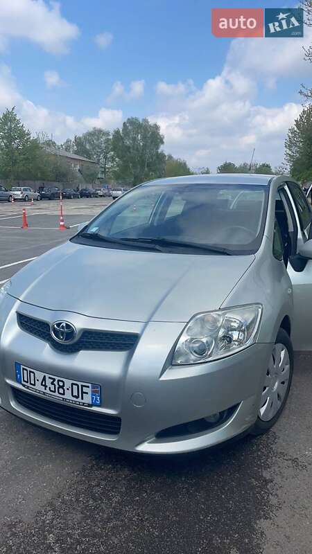 Хетчбек Toyota Auris 2007 в Рівному