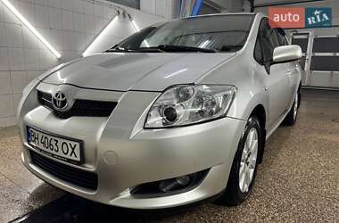 Хэтчбек Toyota Auris 2007 в Одессе