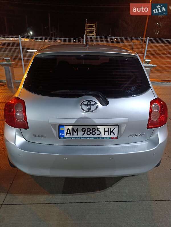 Хетчбек Toyota Auris 2008 в Бердичеві