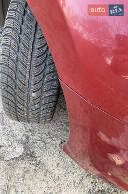 Хэтчбек Toyota Auris 2010 в 