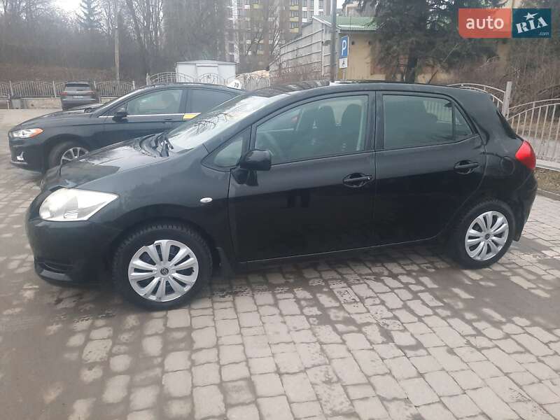 Хэтчбек Toyota Auris 2008 в Тернополе