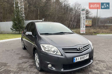 Хетчбек Toyota Auris 2010 в Києві