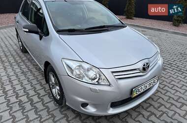 Хетчбек Toyota Auris 2011 в Тернополі