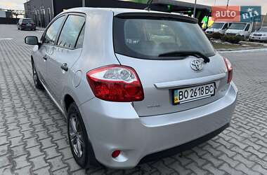 Хетчбек Toyota Auris 2011 в Тернополі