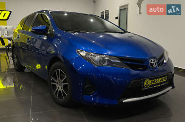 Универсал Toyota Auris 2015 в Червонограде