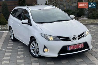 Універсал Toyota Auris 2015 в Стрию