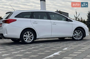 Універсал Toyota Auris 2015 в Стрию