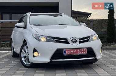 Універсал Toyota Auris 2015 в Стрию