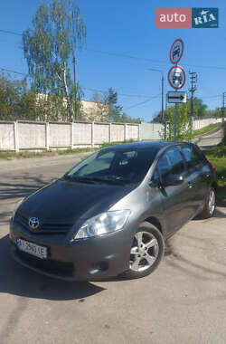 Хэтчбек Toyota Auris 2012 в Киеве