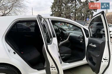 Хэтчбек Toyota Auris 2008 в 