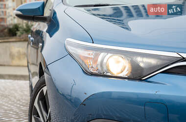 Хэтчбек Toyota Auris 2016 в 
