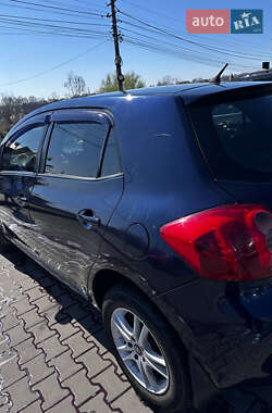 Хетчбек Toyota Auris 2008 в 
